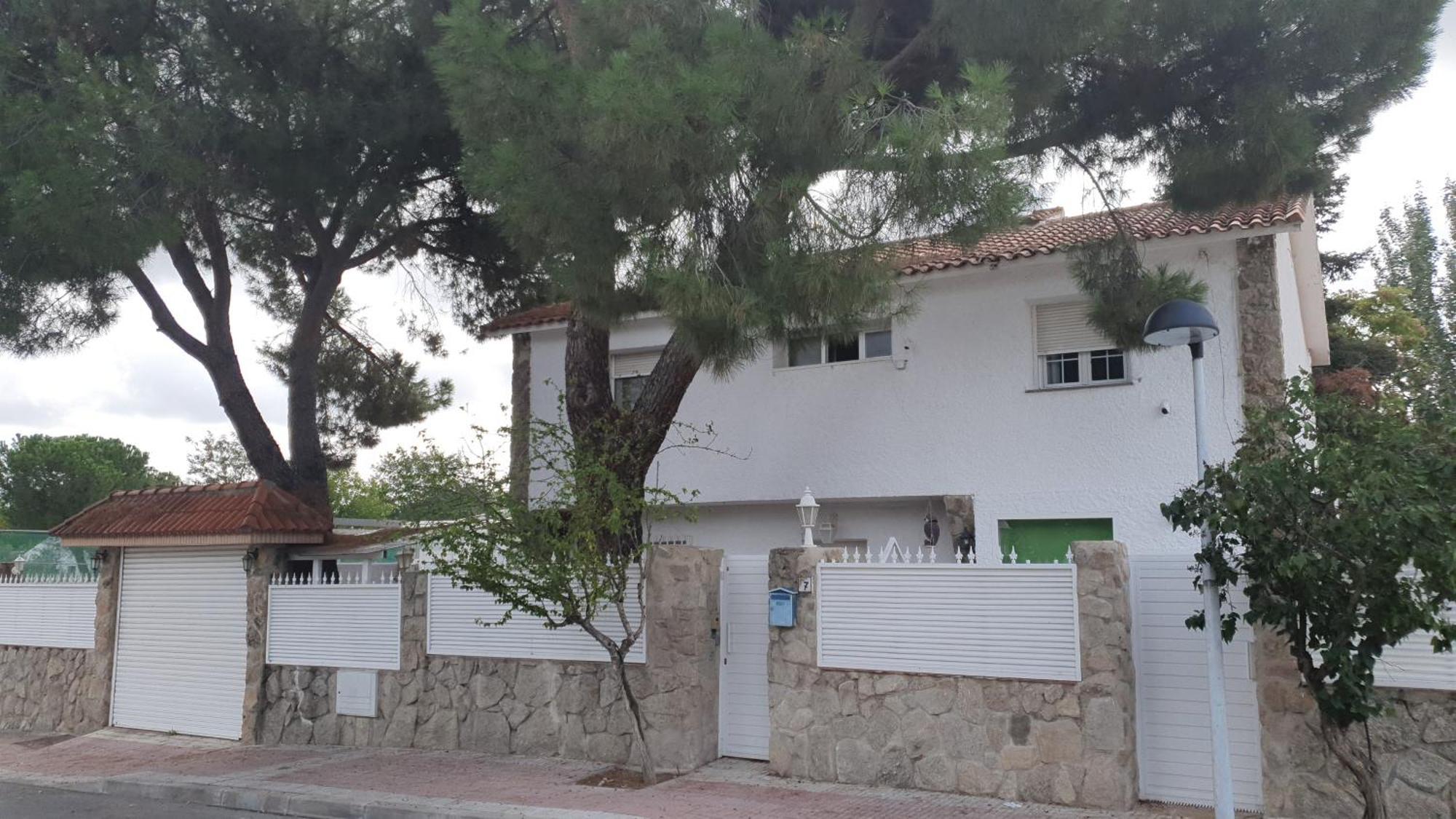 Casa Pinares Hotell Mostoles Exteriör bild
