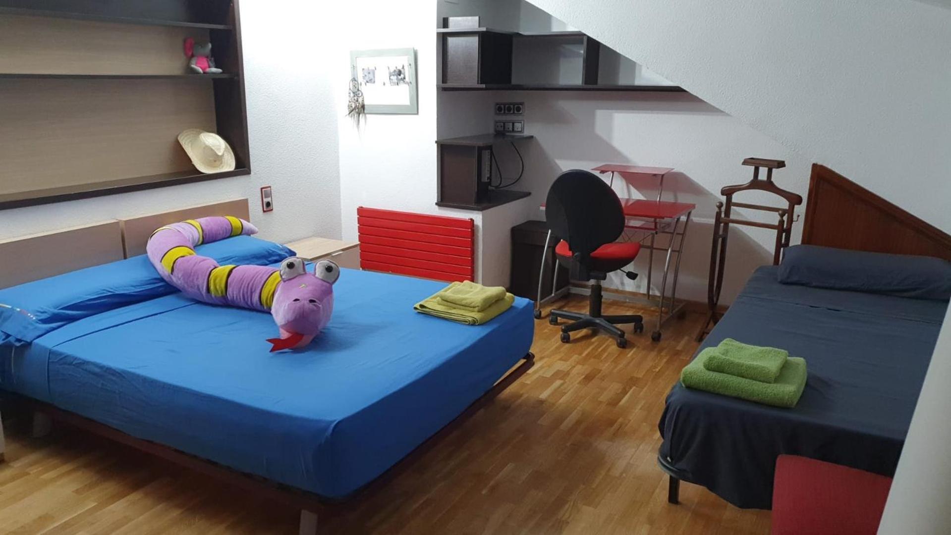 Casa Pinares Hotell Mostoles Exteriör bild